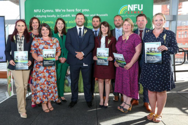 Kurtz leads celebrations for NFU's Welsh Food and Farming Week at the Senedd